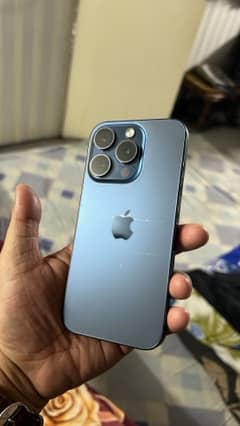 iphone 15 pro 128gb (03032444417)