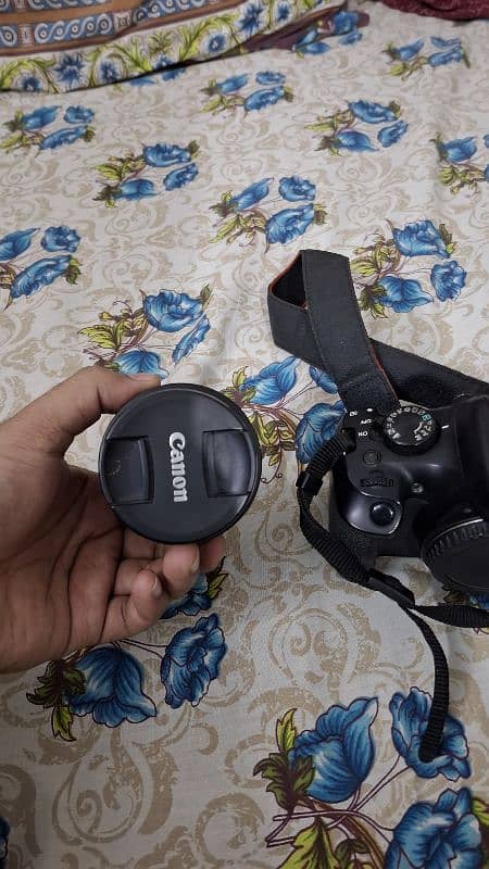 Canon DSLR Camera 1300D for Sale – Excellent Condition!* 4