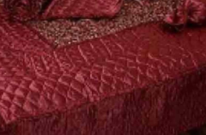 fancy quilted bedsheet set 0