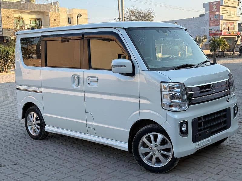 Suzuki Every Wagon 2025 0