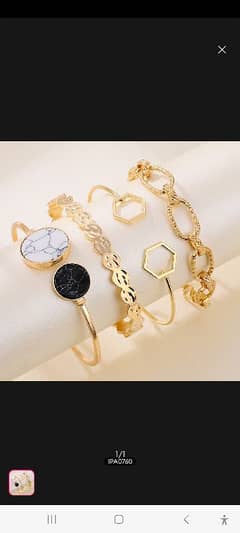 Pure golden bracelet for girls.