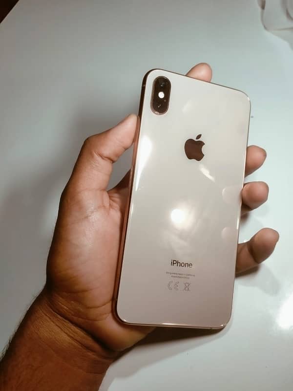 IPhone XSMAX 64gb beatry 79   mobile number 03167906454 0