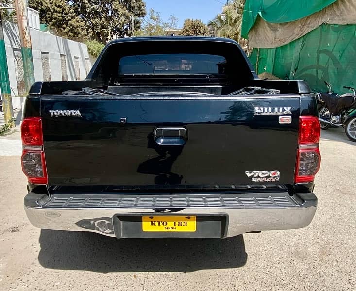 Toyota Hilux 2013 4