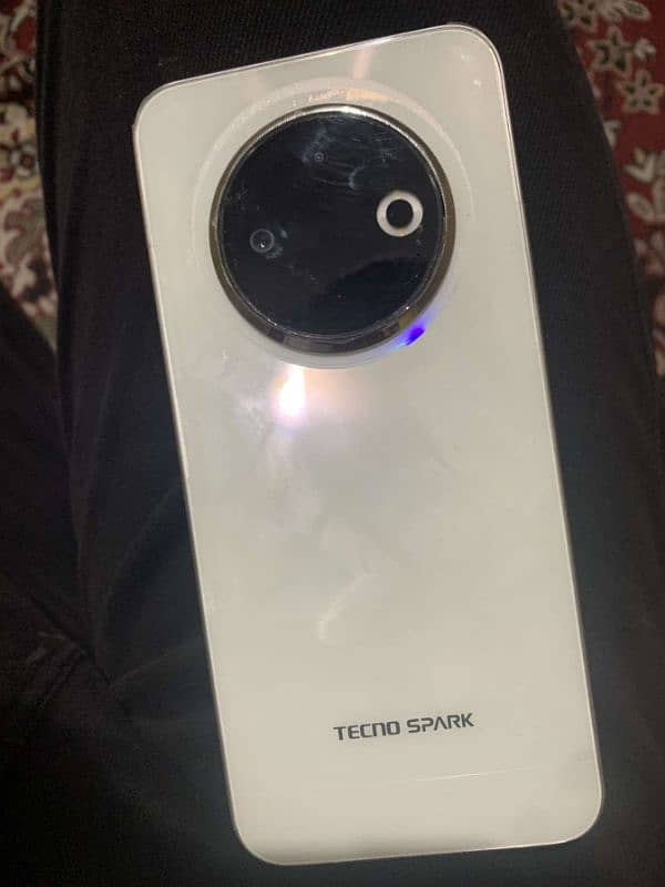 Tecno Spark 30c 0