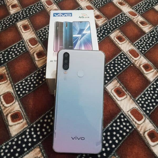 vivo  y 17 pta approved 8/256 Exchange possible 4