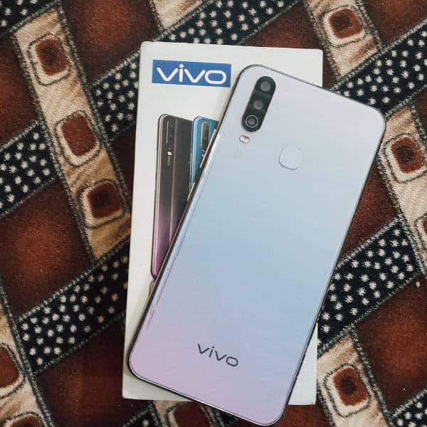 vivo  y 17 pta approved 8/256 Exchange possible 5