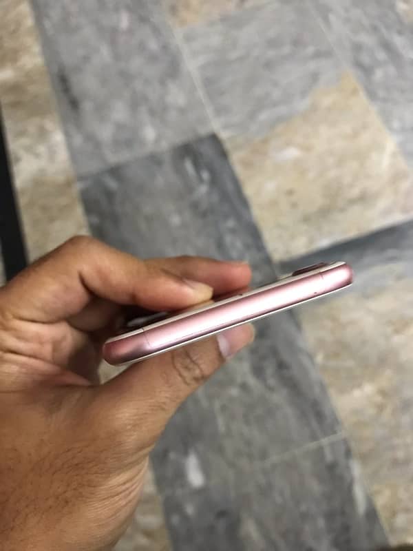 iPhone 7 128gb pta approved 2