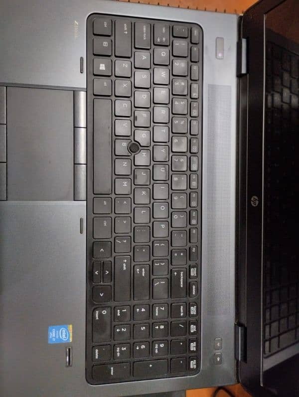 HP ZBOOK 15 G2 GAMING LAPTOP AND WORKSTATION 10