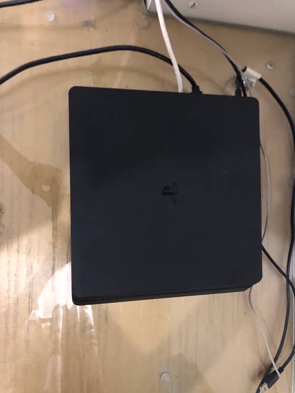 PS4 SLIM 500 GB 3