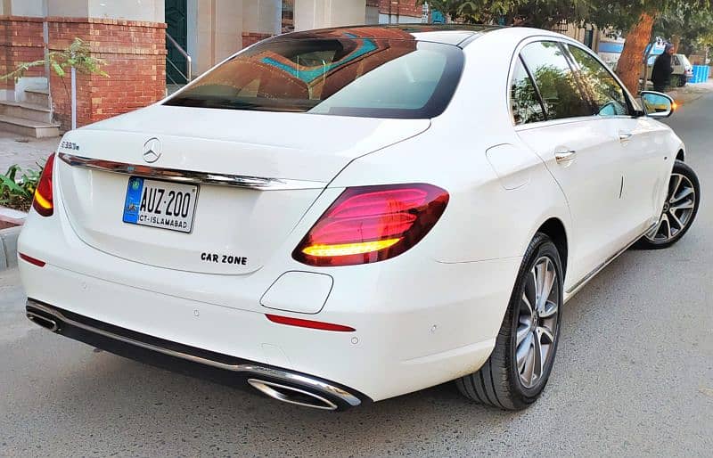 Mercedes E 350 Line EQ 3