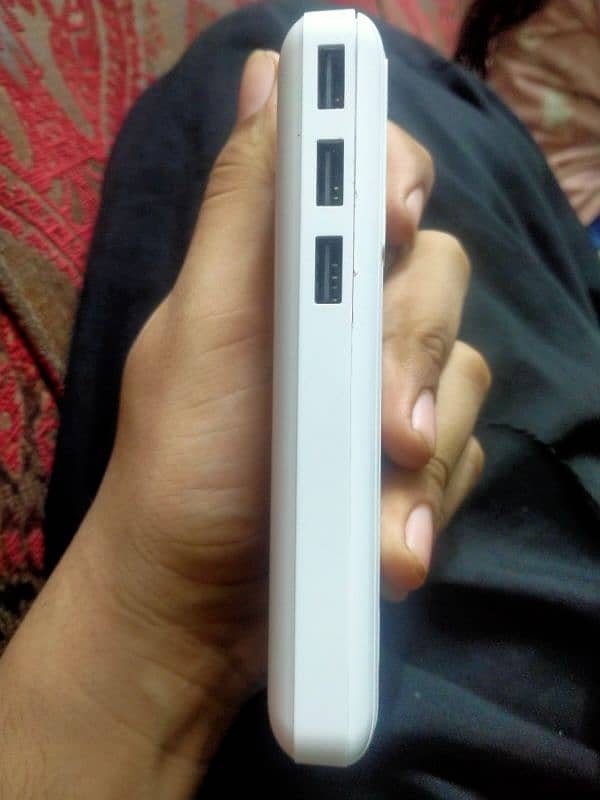 bolt power bank 20000 mah / pod 0