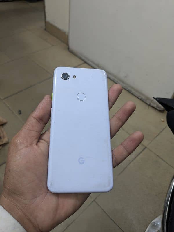 Google pixel 3A urgently selling 5