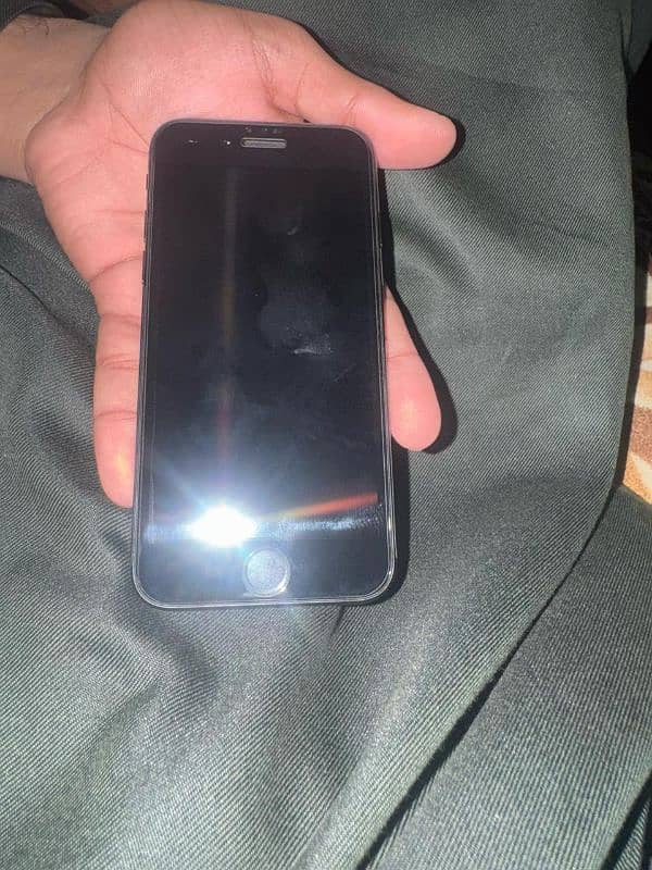 iphone se 2 gen phne mmbr 0316 5823105 3