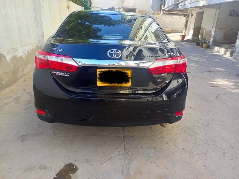 Toyota Corolla Altis 2015 1