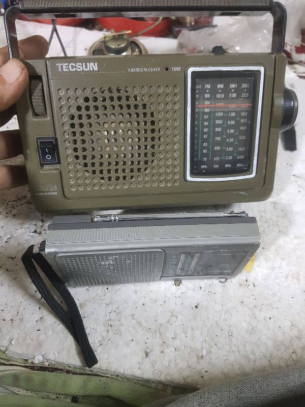 Tecsun Radio 8