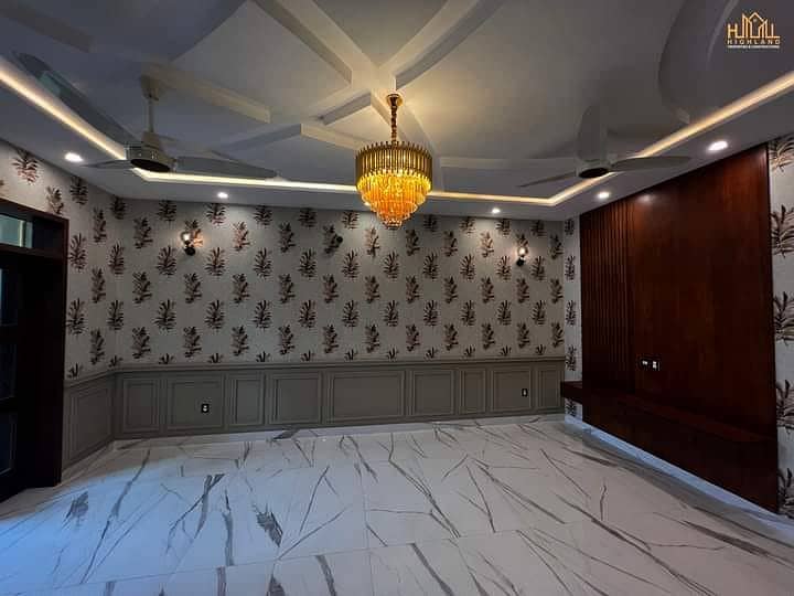 We Are Offering A 10 Marla Upper Portion Available For Rent In Jasmine Block Bahria Town 27