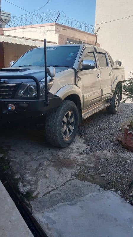 Toyota Hilux 2005 3