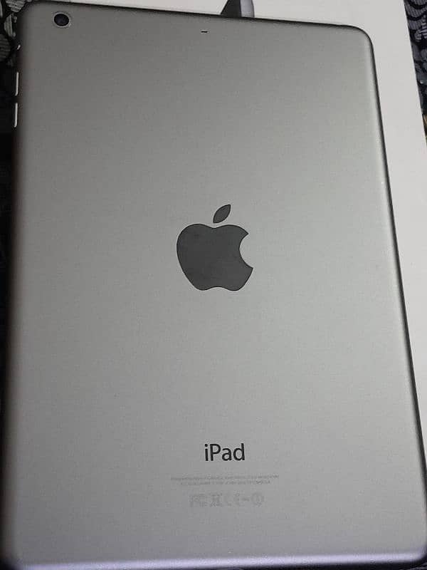 Ipad mini 2 Open Box Only on       15 000/- , Urgent Sell 1