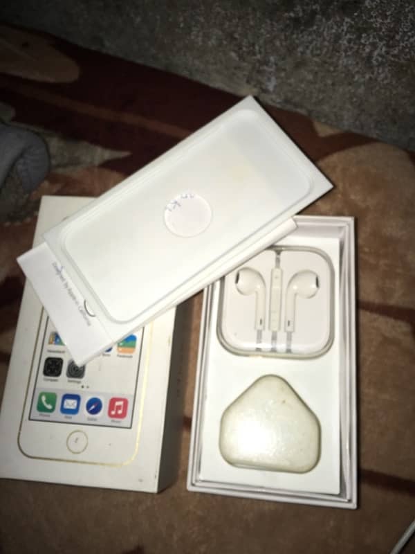 iPhone SE 64gb. 2