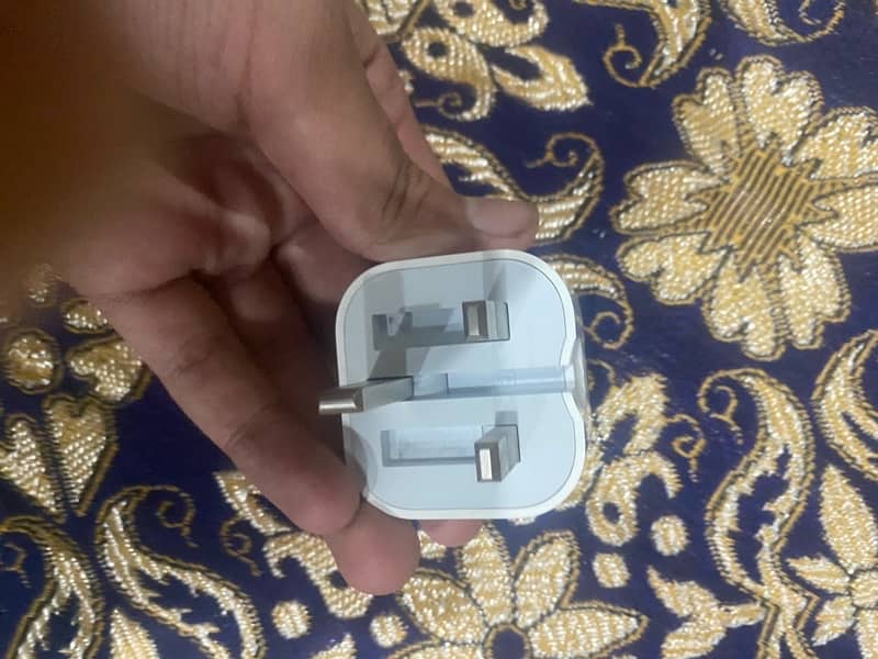 Apple iPhone Original Adapter 1