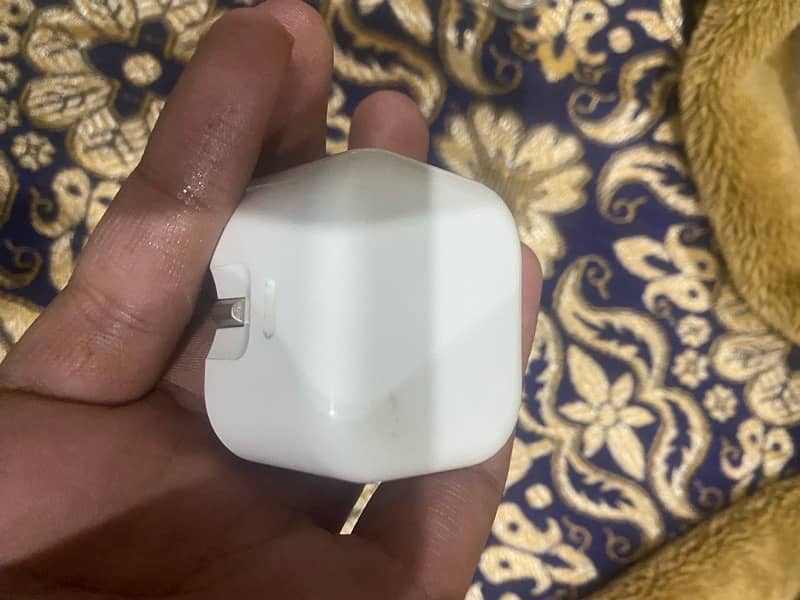 Apple iPhone Original Adapter 2