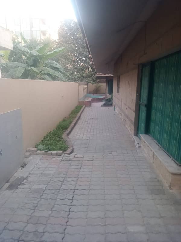 2 Kanal Double Storey House Available For Rent In Gulberg Town Lahore 2