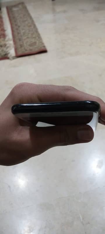 iphone 7 official PTA approve Condition 10/7Black colour 2