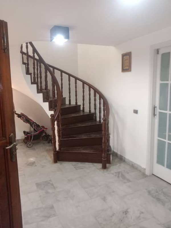 1 Kanal Double Story House Available For Sell In Model Town Lahore 17