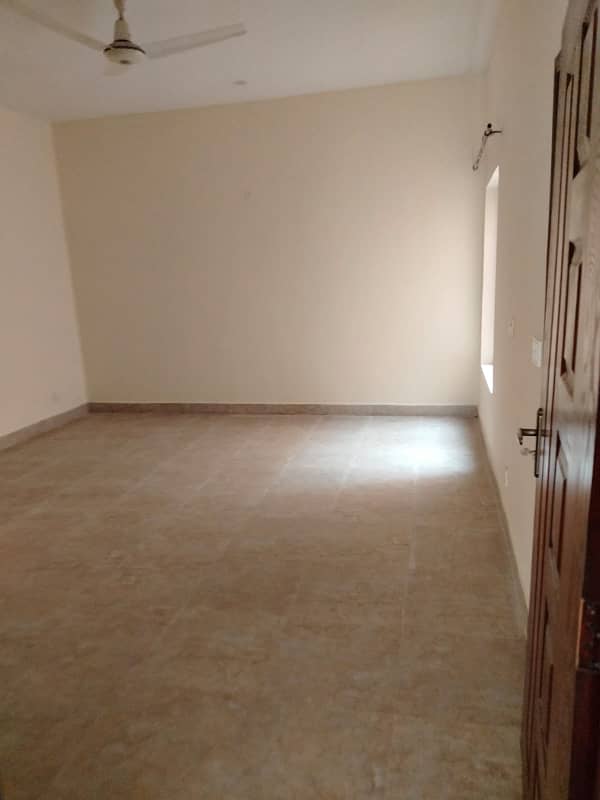 1 Kanal Upper Portion Available For Rent In Gulberg 3 Lahore 10