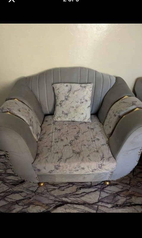 Luxury Five Seater Sofa set like new 3