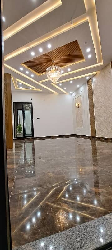 7 MARLA STUNNING BRAND NEW HOUSE FOR SALE IN EDEN EXECUTIVE CANAL ROAD FAISALABAD 1