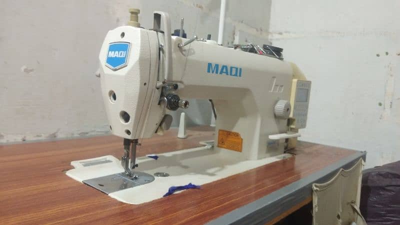 sewing machine maqi M-71 4