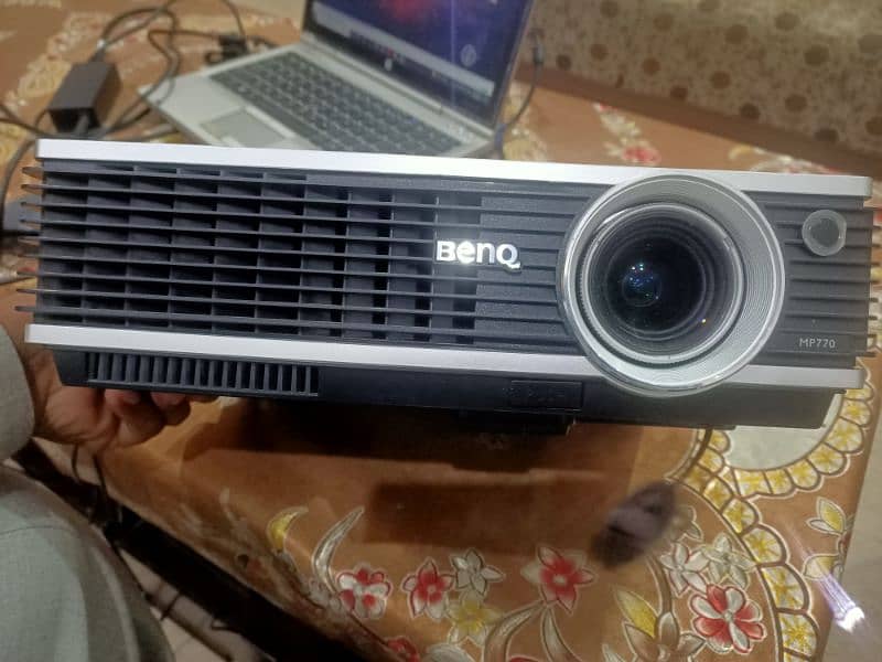 BenQ MP770 Projector for Sale 3