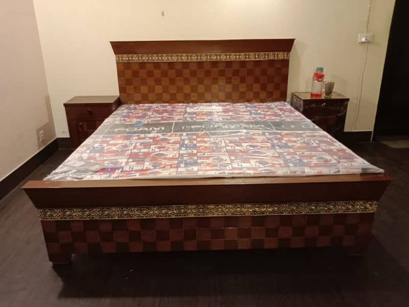 Wooden Double Bed/double bed wooden 3