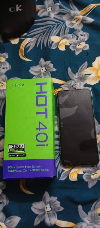 infinix hot 40i 16\128 Gb 1