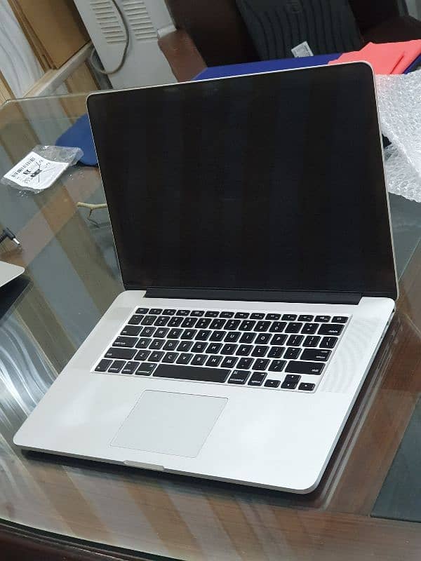 macbook pro 2015 0