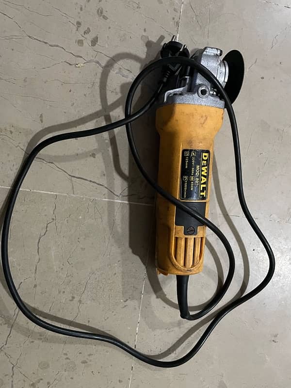 Dewalt Angle Grinder. 3