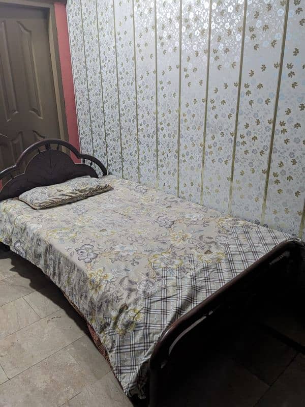 Double Bed, Single Bed & Dressing Table 1