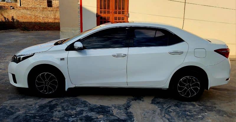 Toyota Altis Grande 2015 0