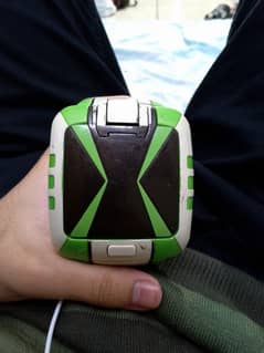 2013 Rare Vintage Ben 10: Omniverse Omni-Link Omnitrix Watch