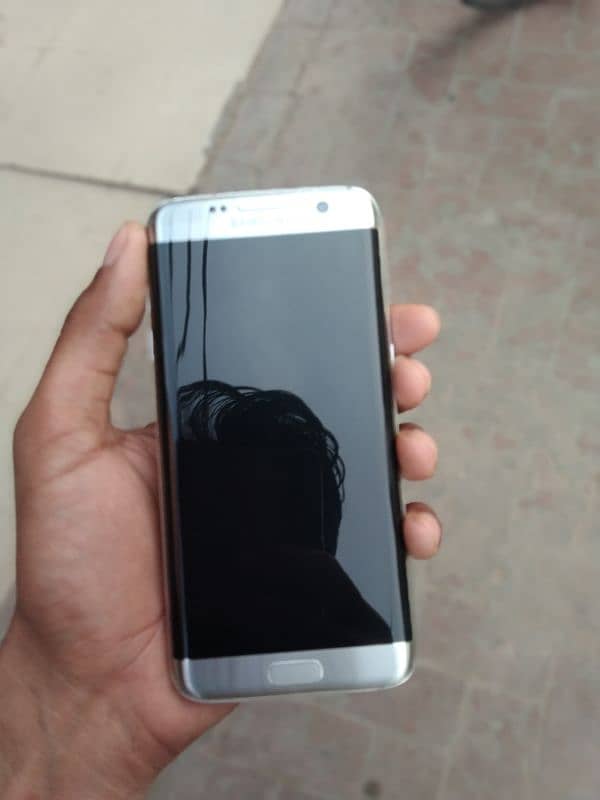 Samsung S7 Edge brand New 1