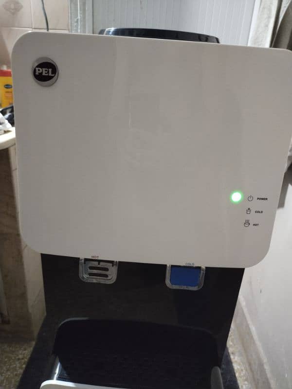 PEL Water Dispenser (Just like New) 0