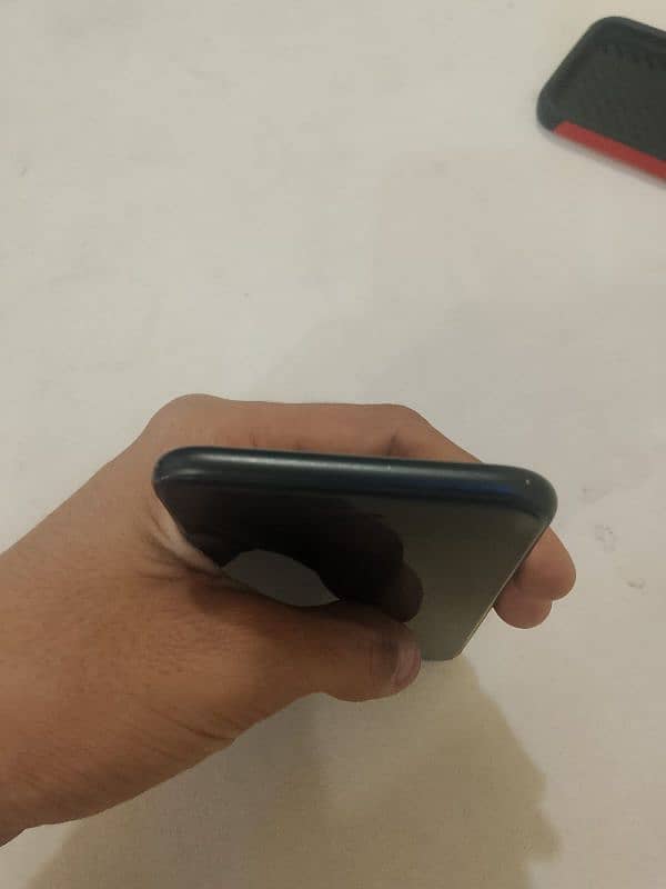 iphone 7 Non PTA 1