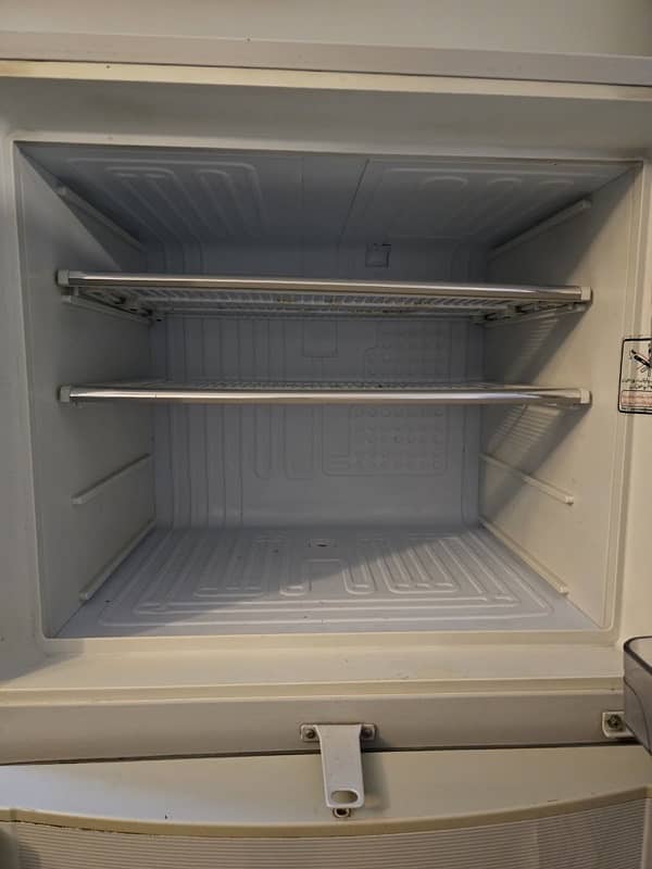 Dawlance Refrigerator 2