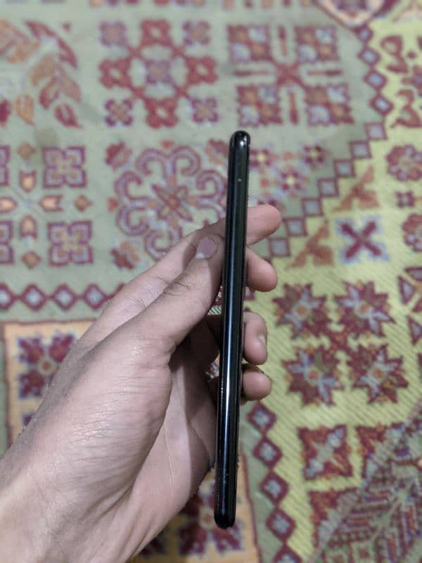 pixel 3 for sale baki ok hai mic ka msla hai 5