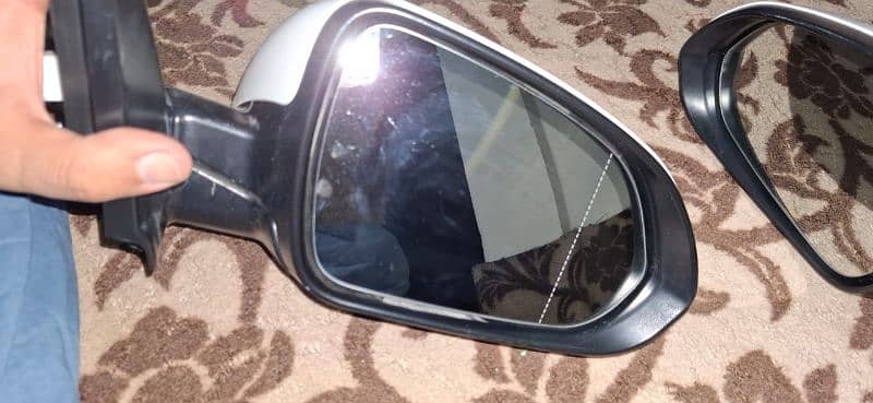 KIA STONIC SIDE MIRRORS 3