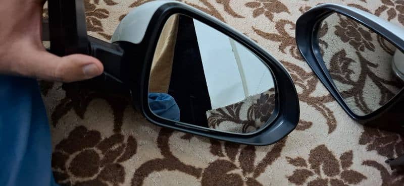 KIA STONIC SIDE MIRRORS 4