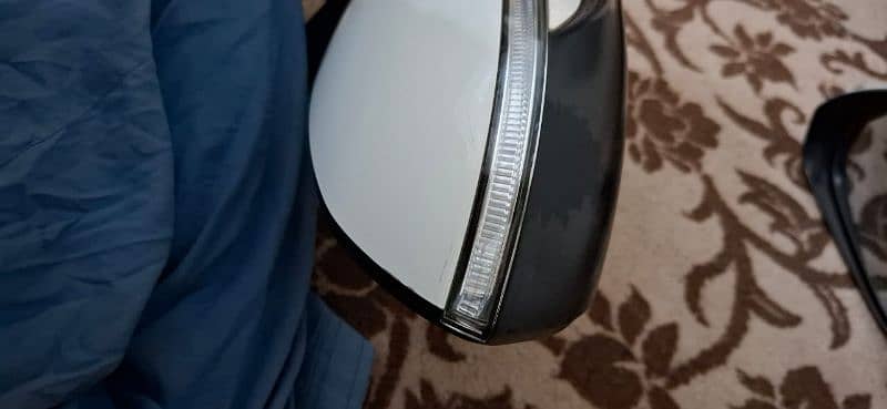 KIA STONIC SIDE MIRRORS 10