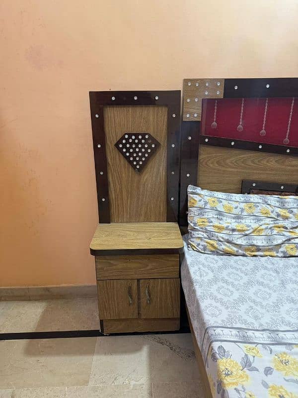 used king size bed 1