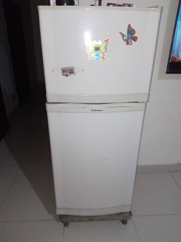 Dawlance Fridge Medium size 0